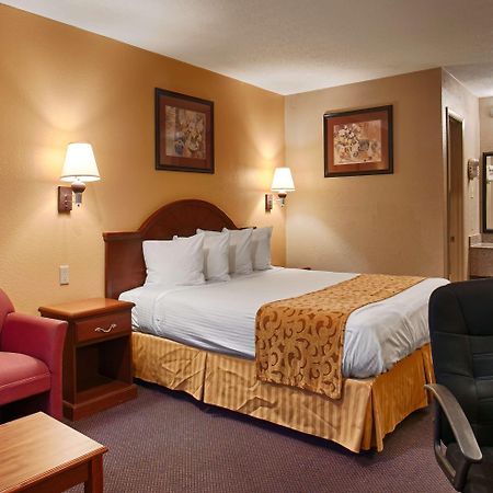 Best Western Delhi Inn Dış mekan fotoğraf
