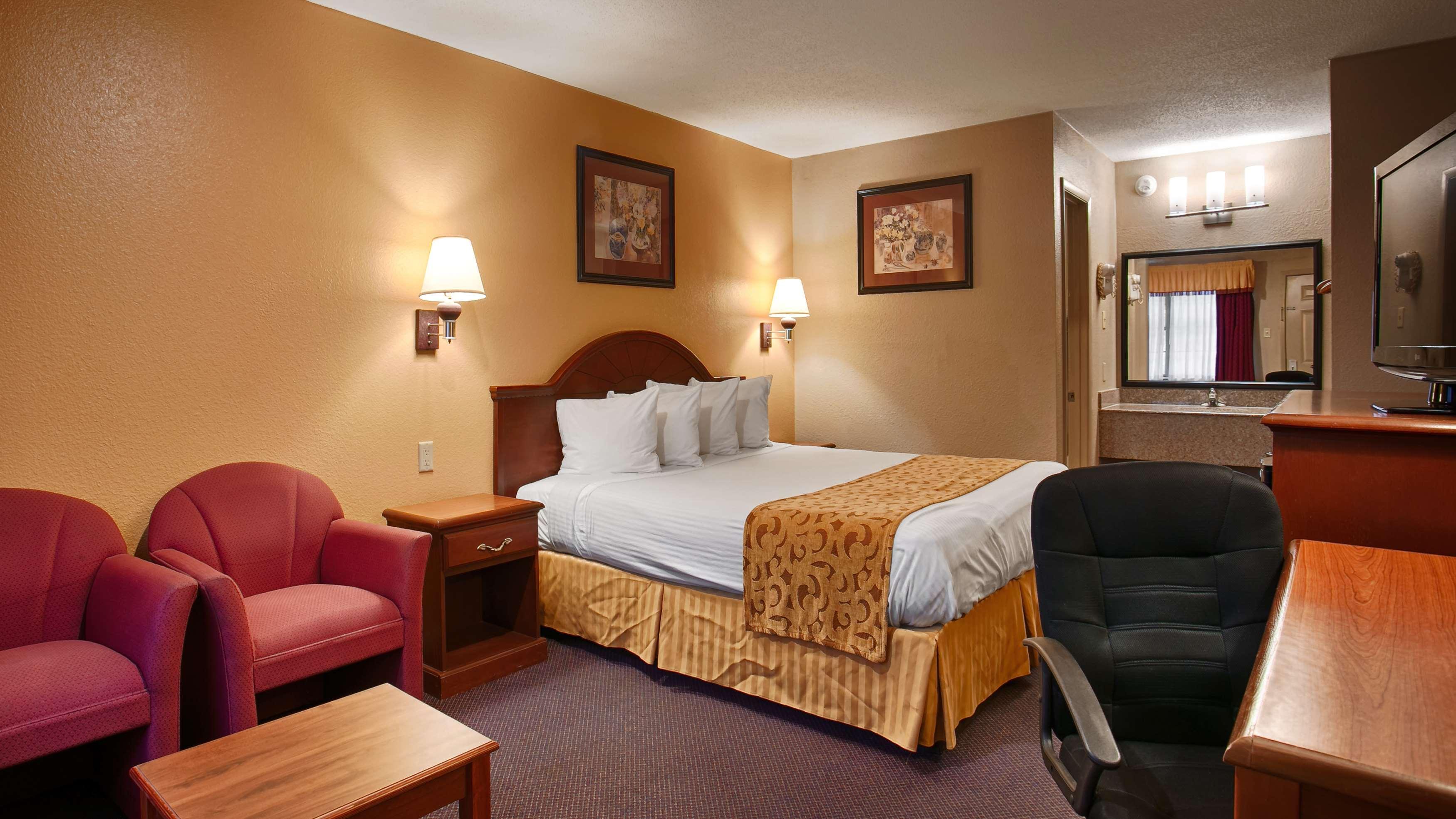 Best Western Delhi Inn Dış mekan fotoğraf