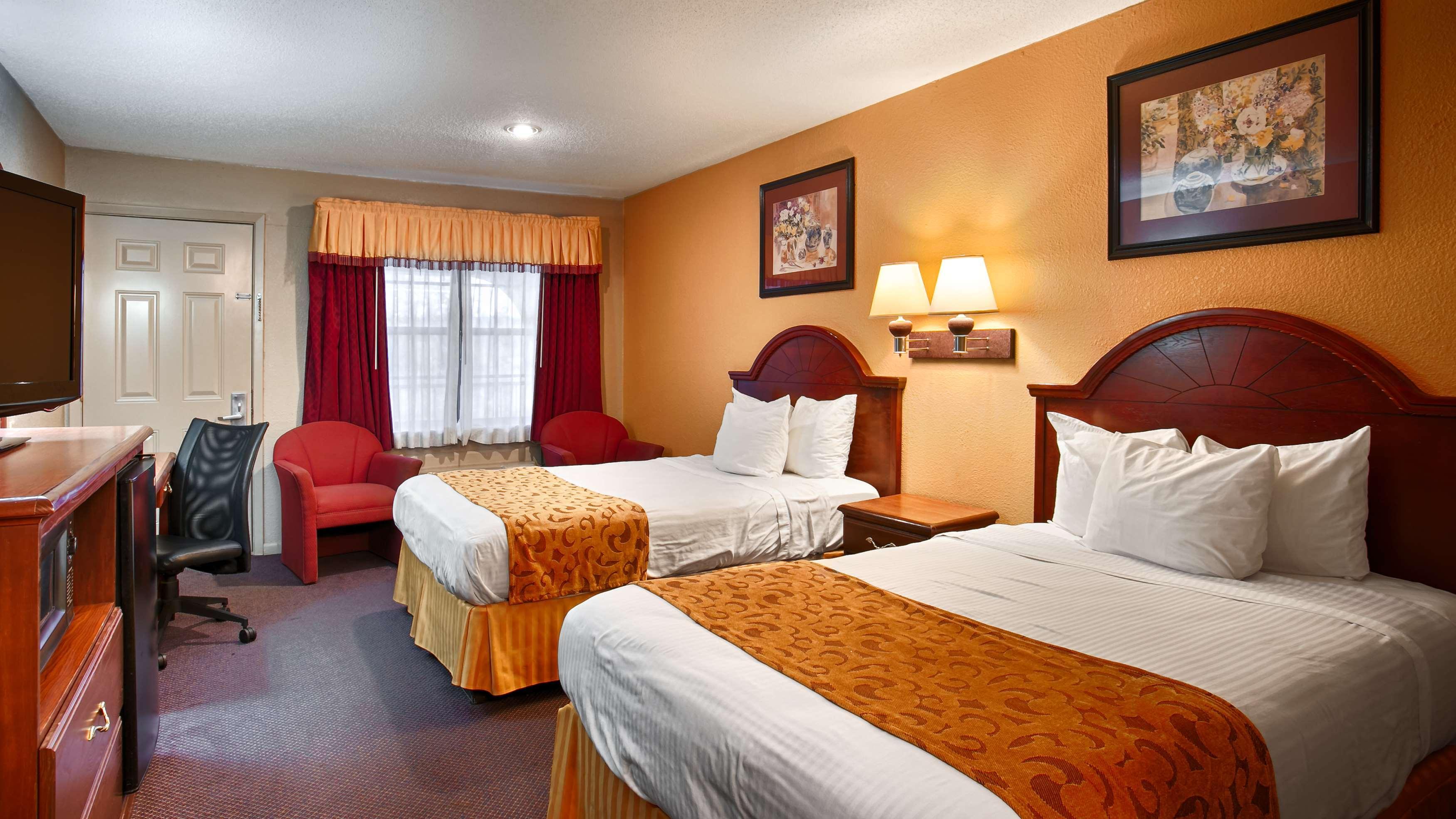 Best Western Delhi Inn Dış mekan fotoğraf